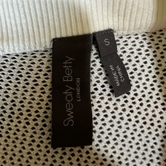 Sweaty Betty Enliven one shoulder knit white tunic  size small - Picture 4 of 6